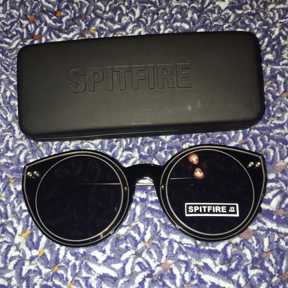Spitfire classic/edgy retro/futuristic sunglasses